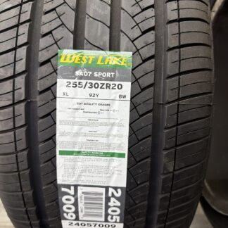 New Westlake SA07 Sport 255/30R20 92Y all-season tire