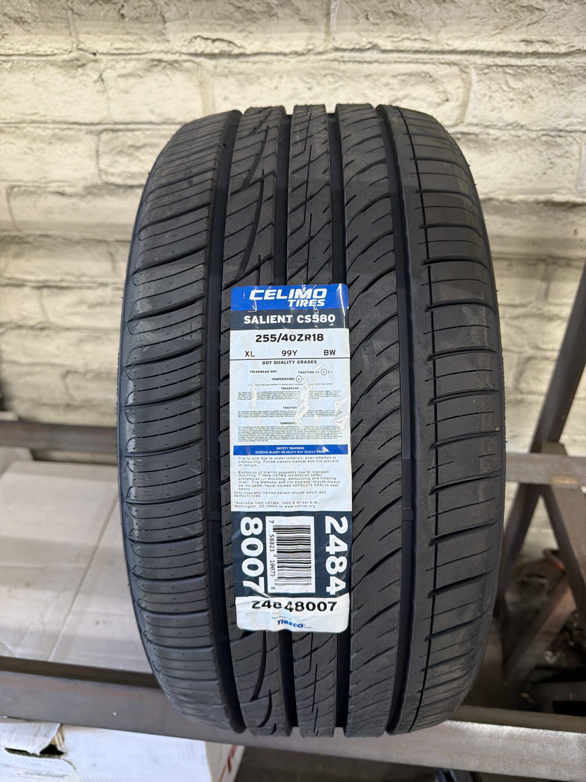 Celimo Salient CS580 255/40R18 new all-season tire