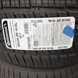 Continental ExtremeContact DWS06 Plus 265/35R19 new all-season tire